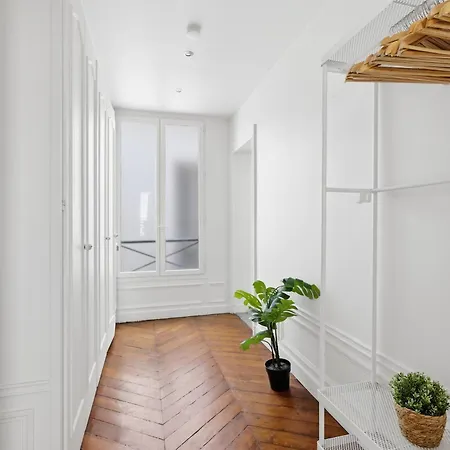 Sophisticated 1br Near Opera And Champs-elysees